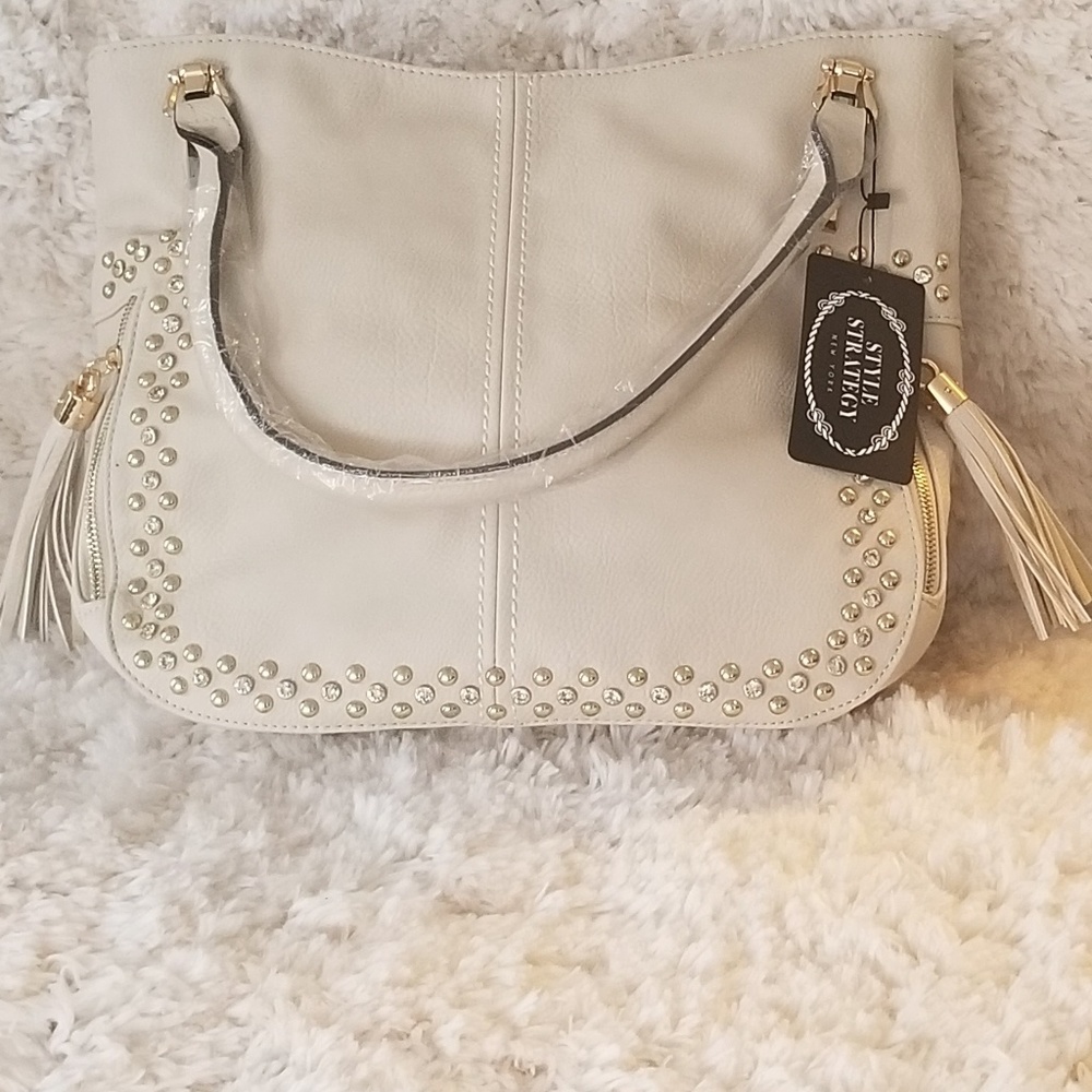 Beautiful Winter White Vegan Leather Handbag